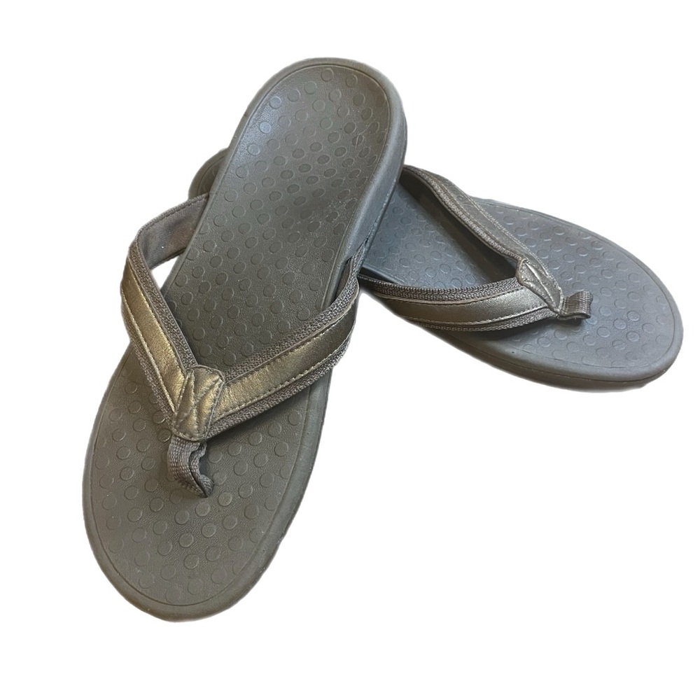 Vionic Leather Thong Sandals - Tide II in Bronze Size 7 Slip On Beach comfort